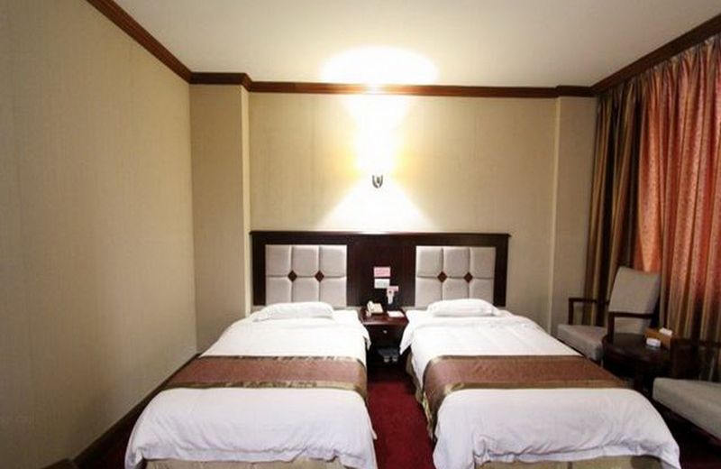 Century Star Hotel