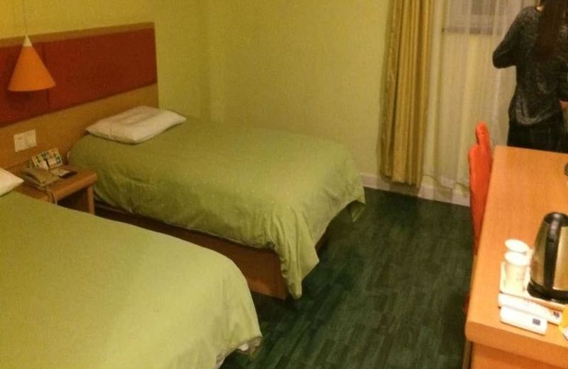 Home Inn Foshan Zumiao Metro Station