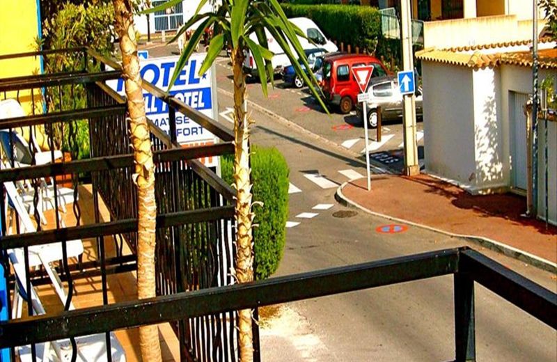 Atoll Hotel restaurant