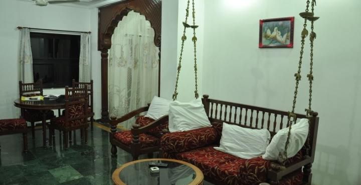 Hotel Chandan