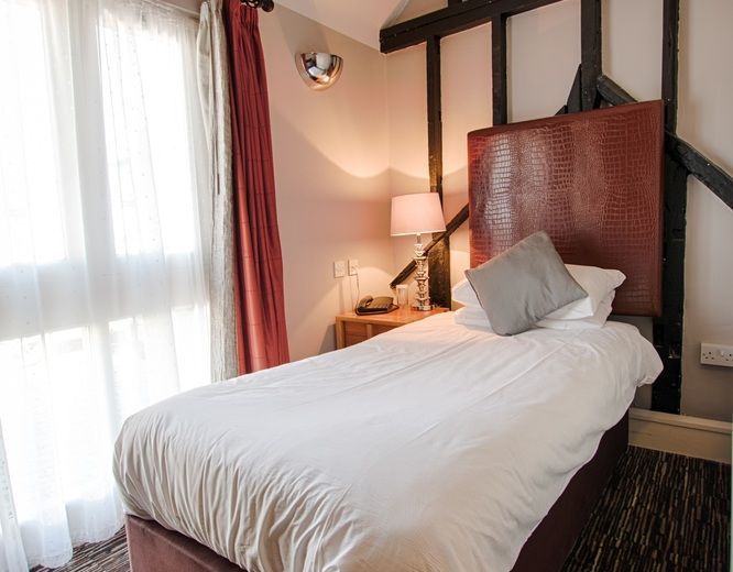 The Saracens Head Hotel
