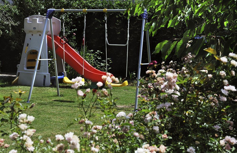 Outdoor Pictures 24