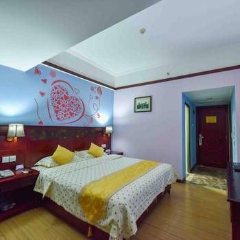 Huayuan Hot Spring Hotel Railway