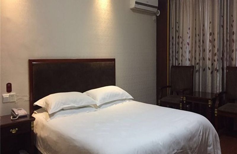 Elan Hotel Yangzijiang Road