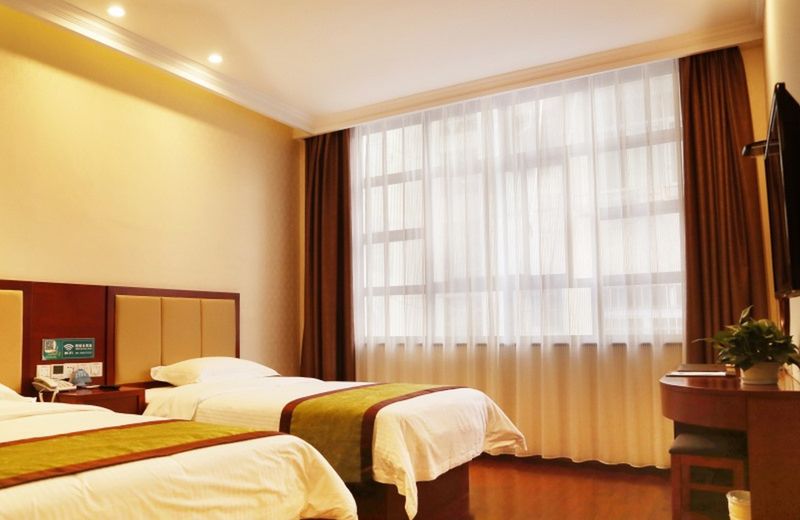 GreenTree Inn ShaanXi HanZhong Railway Station BeiYiHuan Road Express Hotel