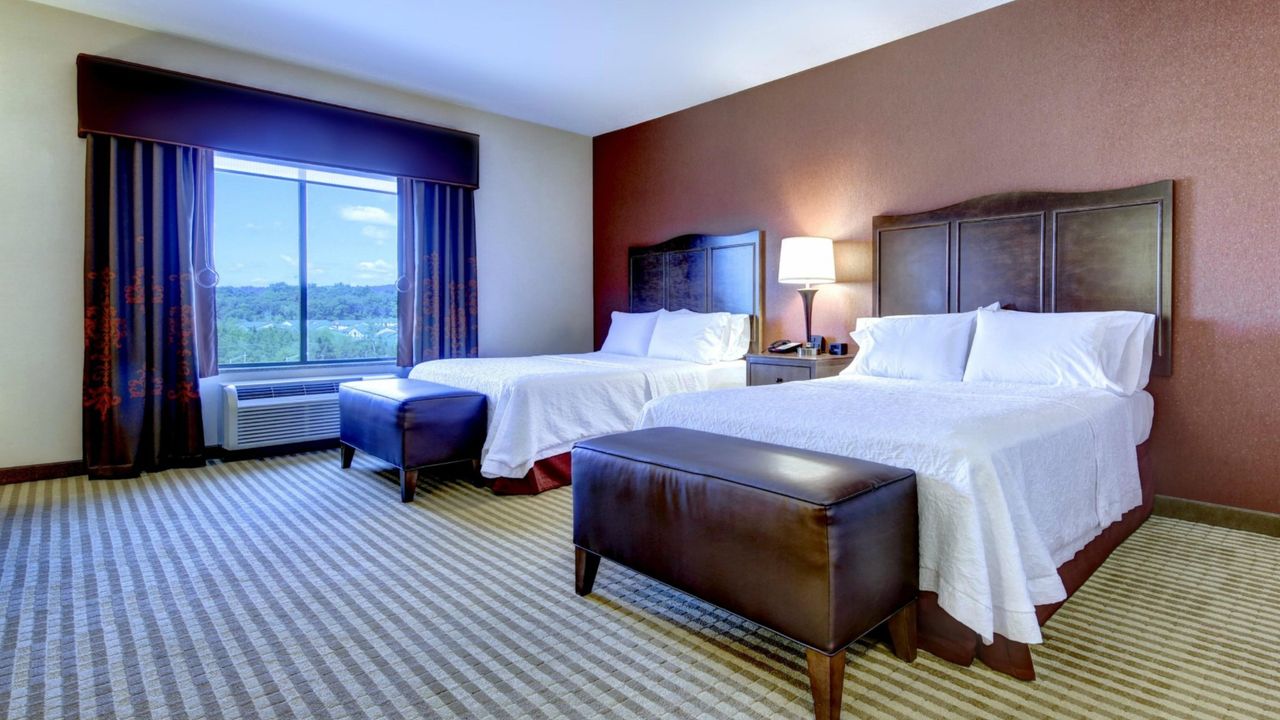 Hampton Inn & Suites Harrisburg