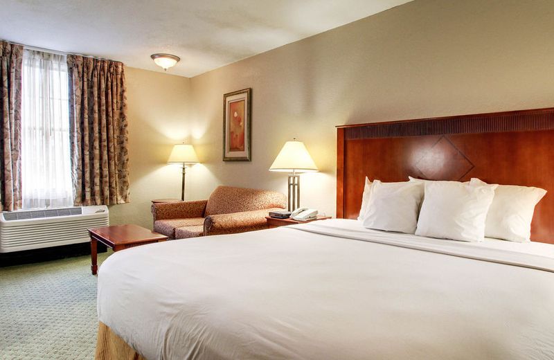Howard Johnson by Wyndham Hattiesburg