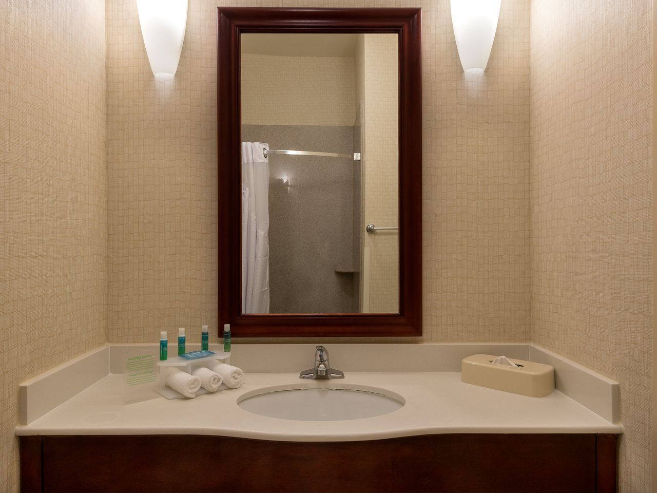 Holiday Inn Express Hotel & Suites Los Angeles Airport Hawthorne, an IHG Hotel