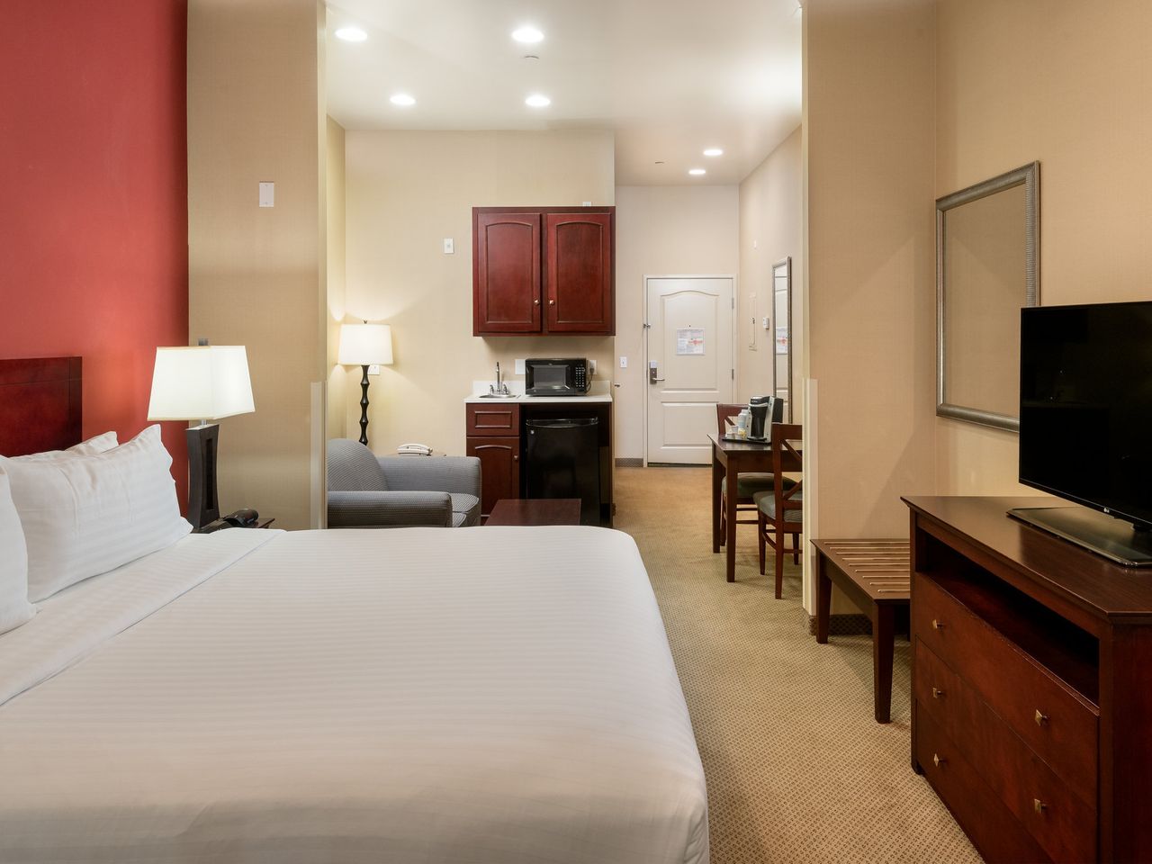 Holiday Inn Express Hotel & Suites Los Angeles Airport Hawthorne, an IHG Hotel