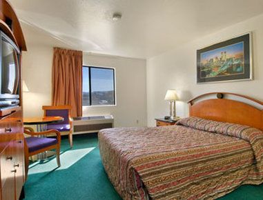 Best Western Plus Diamond Valley Inn