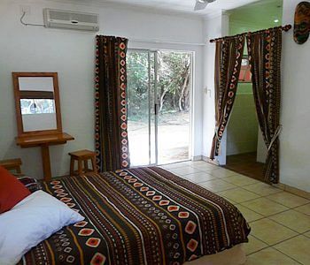 Flamboyant Lodge & Restaurant