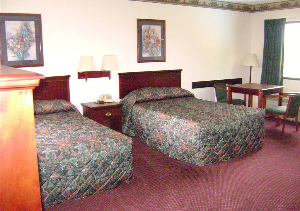 Garden Inn & Suites