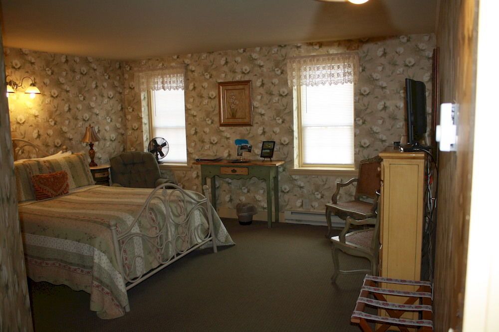 Zuber's Homestead Hotel