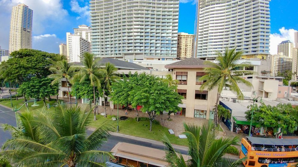 Polynesian Residences Waikiki Beach