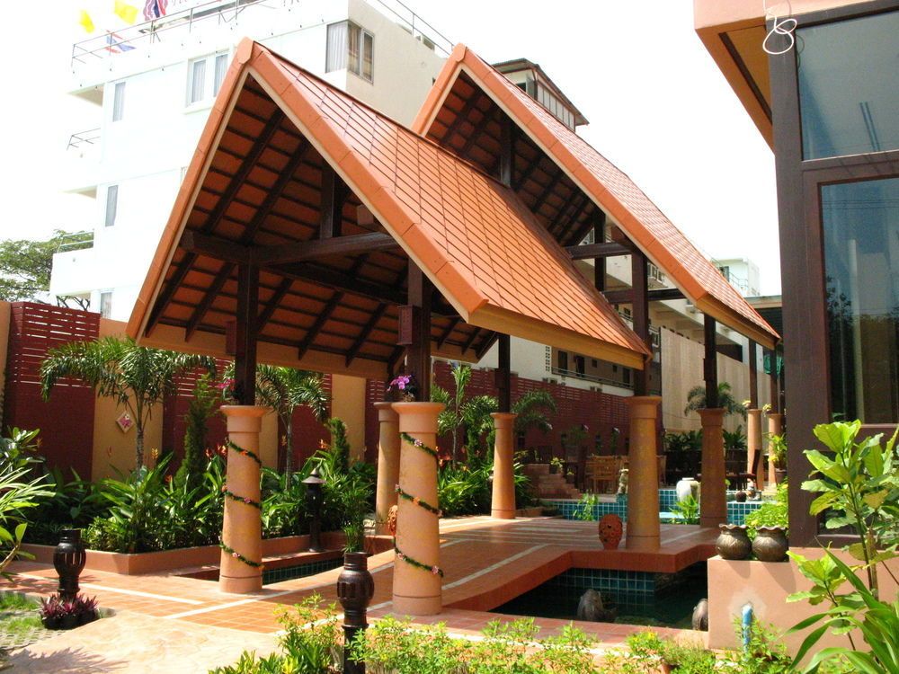 Outdoor Pictures 1