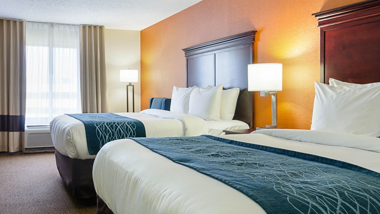 Comfort Inn & Suites