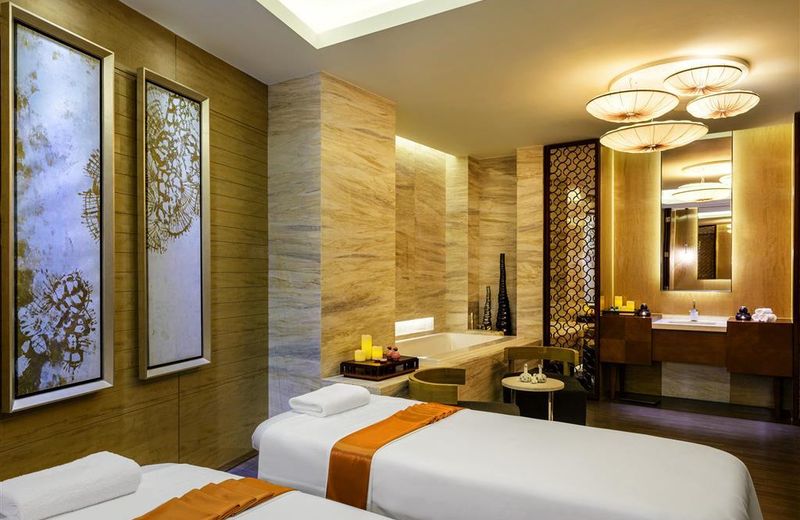 Sheraton Huzhou Taihu Lake Hot Spring Resort & Spa