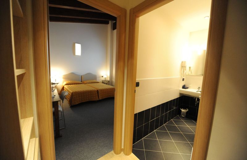 Euro Hotel