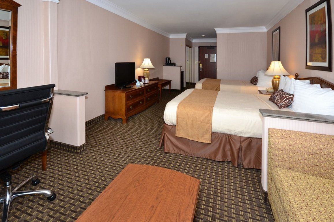 Best Western Plus Suites Hotel - Los Angeles LAX Airport