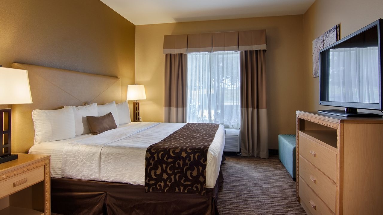 Best Western Plus DFW Airport Suites