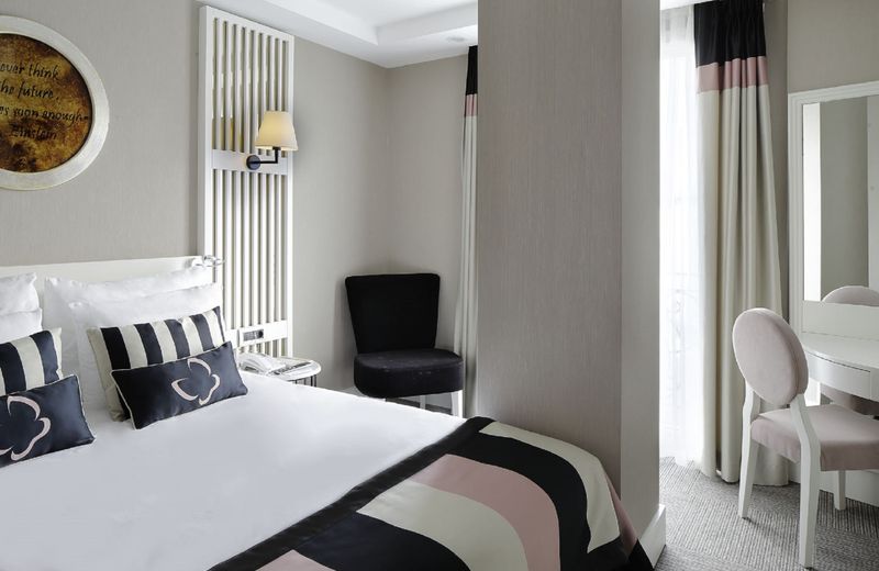 Mia Berre Hotels