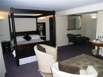 Sportsmans Inn & Ivybridge Hotel
