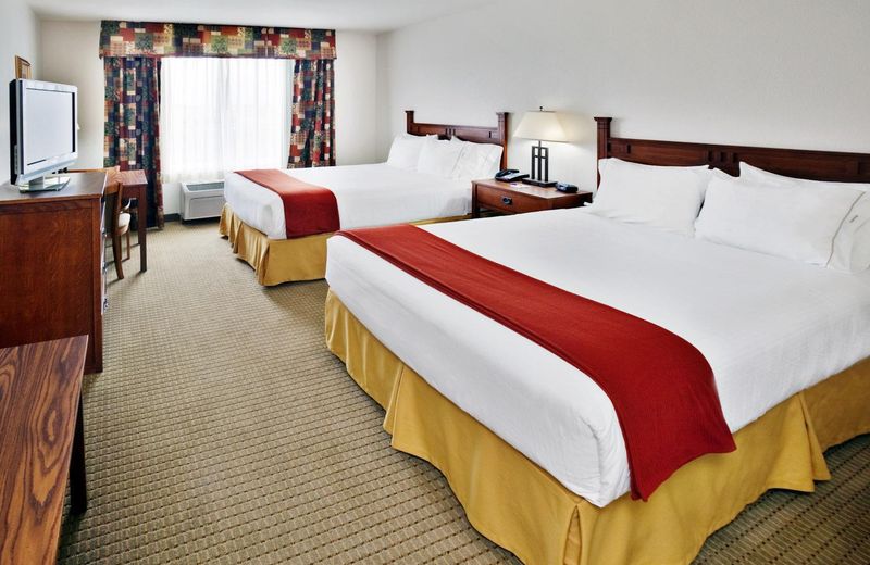 Holiday Inn Express & Suites Jacksonville, an IHG Hotel