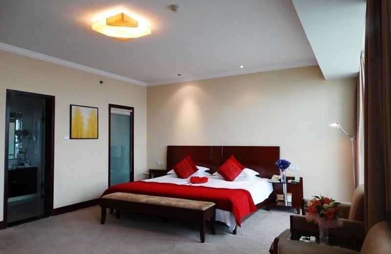 Jiashan City Hotel