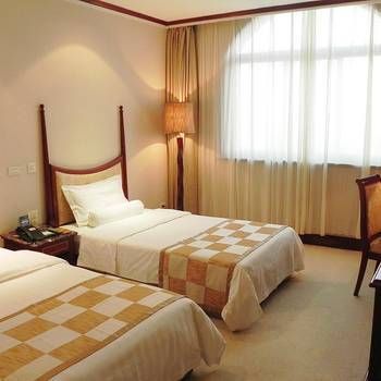 Jiujiu Hotel