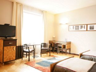Hotel Image 2