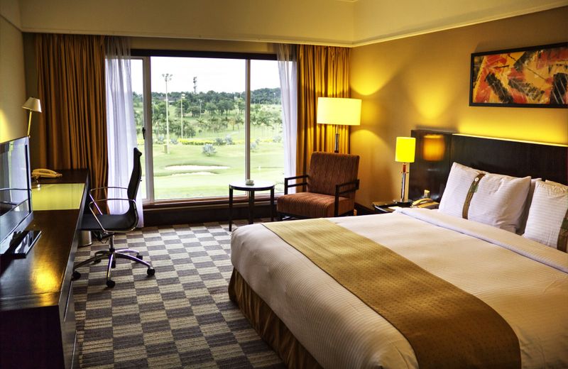 Glenmarie Hotel and Golf Resort
