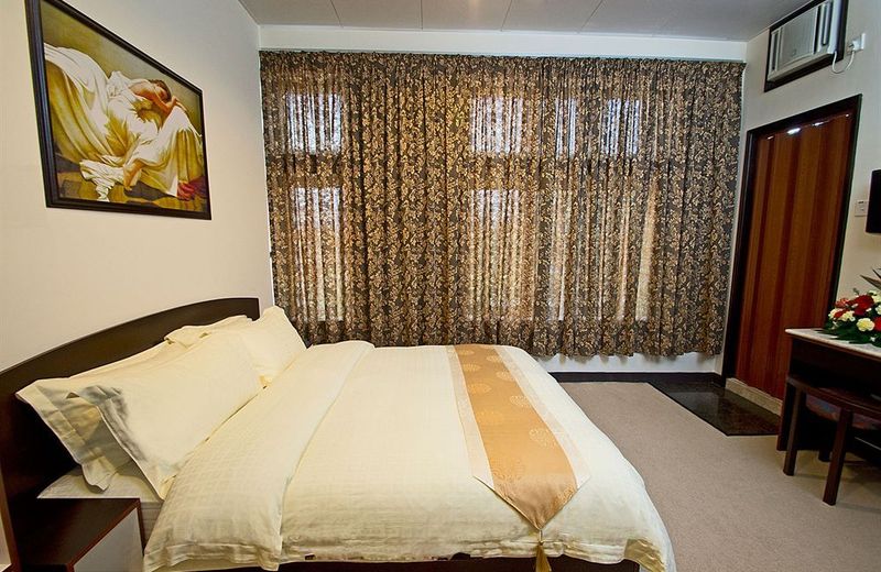 Leisure Inn
