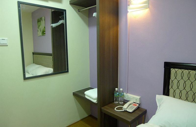 Fine Hotel