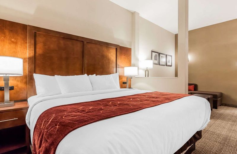Comfort Suites
