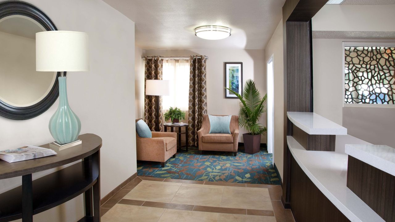 Candlewood Suites - Lancaster West, an IHG Hotel