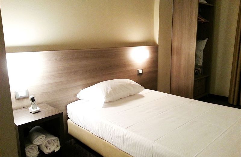 HLL Hotel Lungolago Lecco