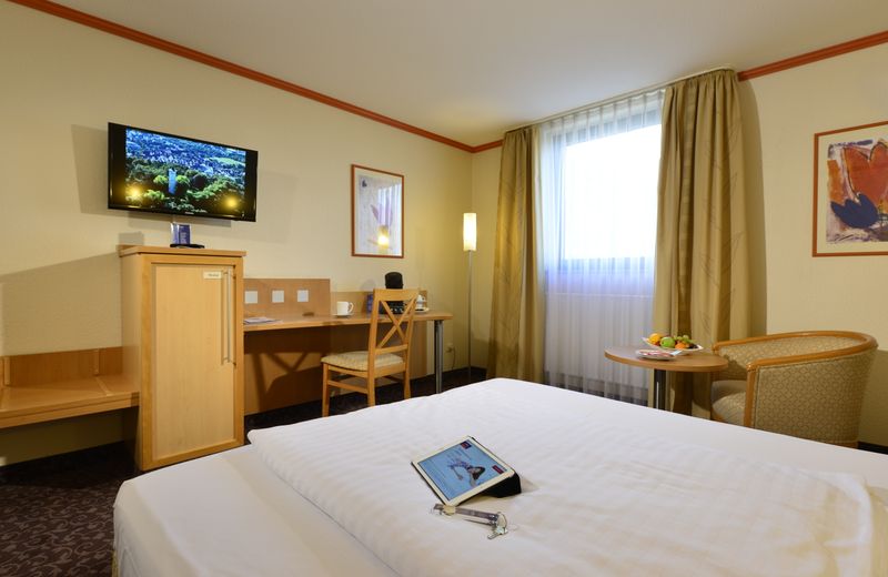 PLAZA INN Leonberg