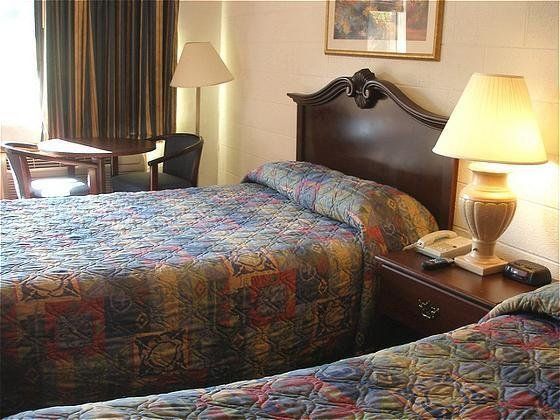 Econo Lodge Lexington Downtown near I-81