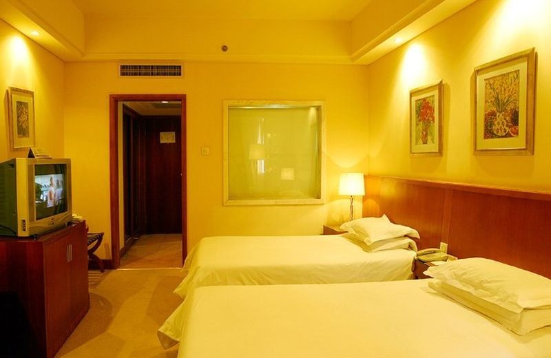 Linyi Ronghua Hotel