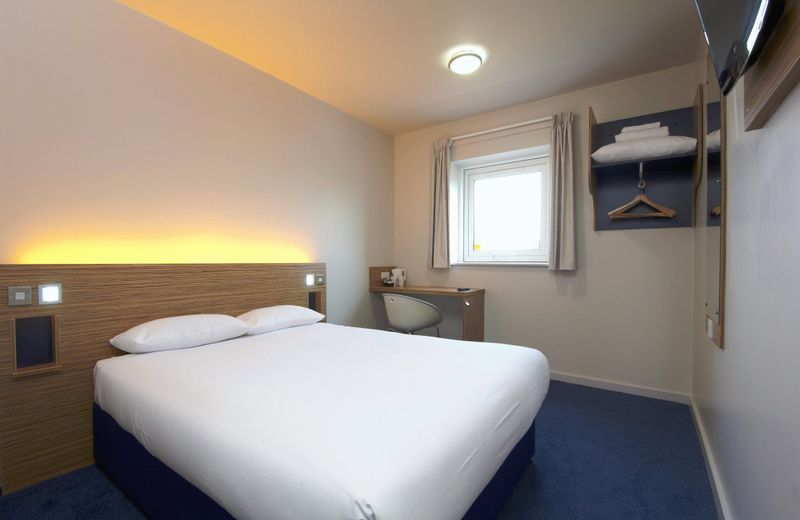 TRAVELODGE LIVERPOOL DOCKS