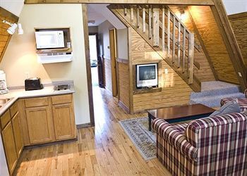Old Man's Cave Chalets
