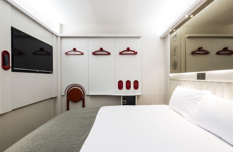 Point A Hotel London Canary Wharf