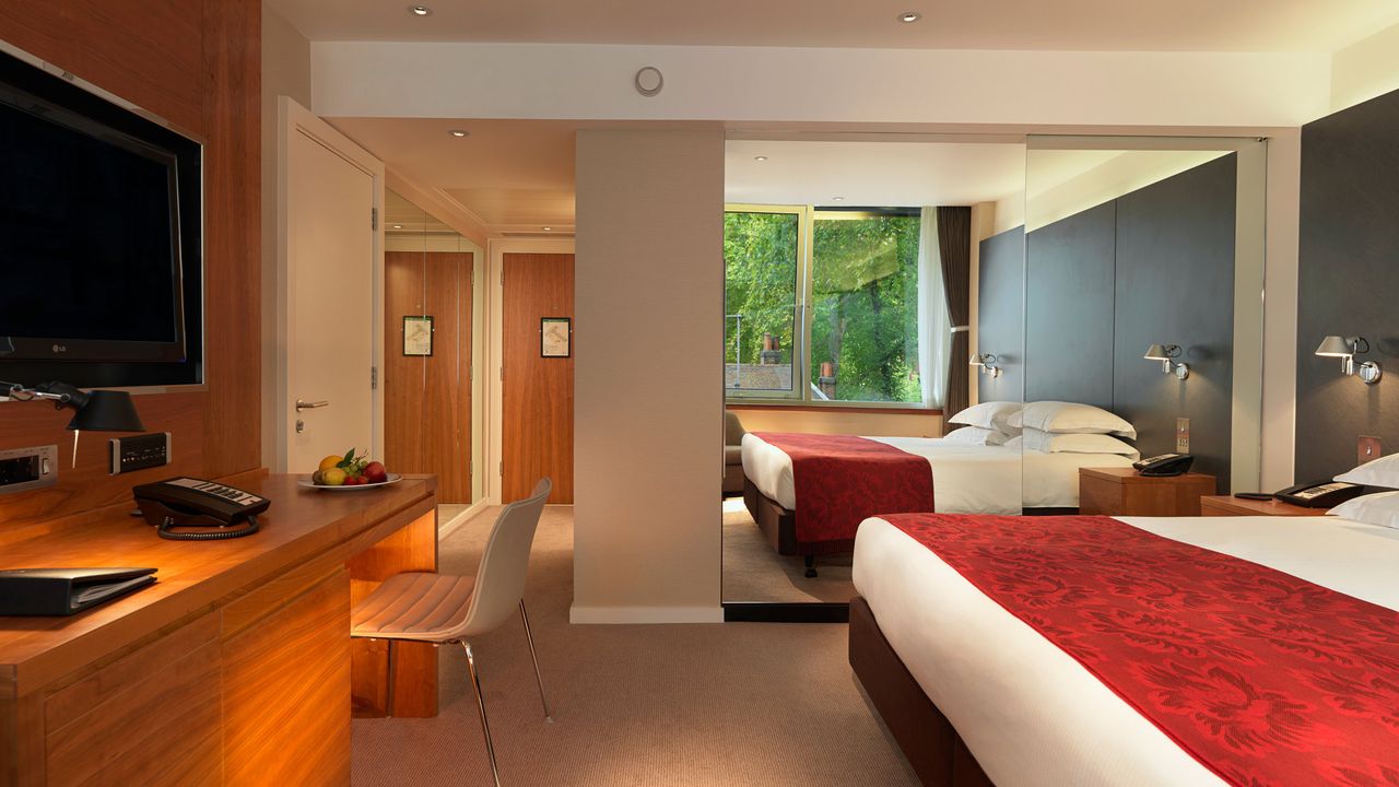 Royal Garden Hotel