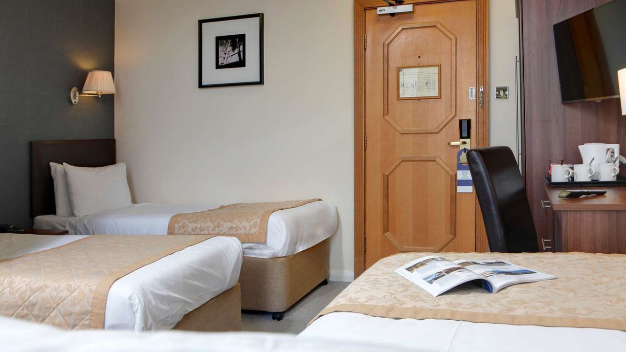Best Western Burns Hotel Kensington