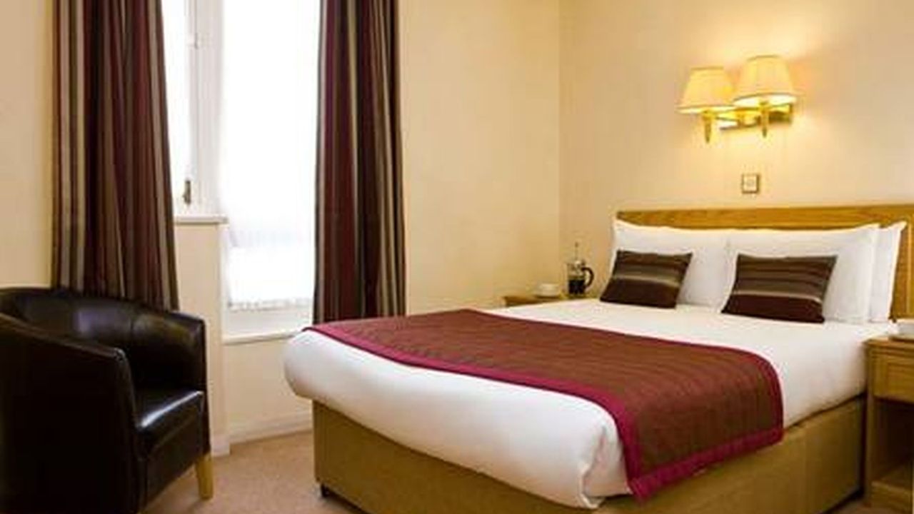 Best Western Burns Hotel Kensington