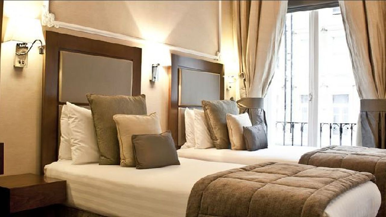 Strathmore Hotel