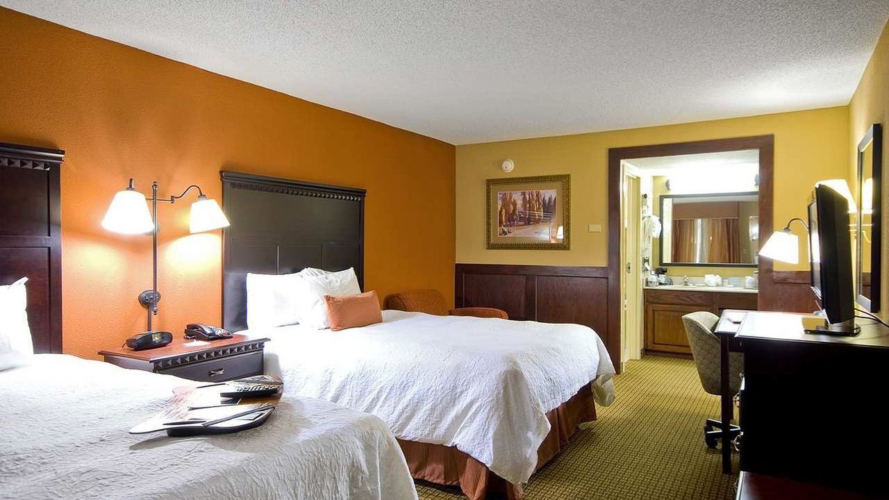Days Inn by Wyndham Longview South