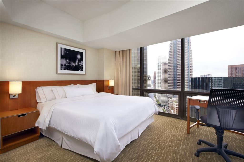 The Westin Bonaventure Hotel & Suites, Los Angeles