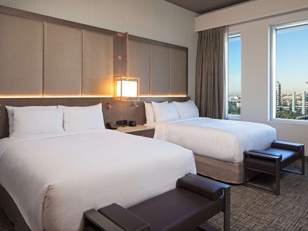 H Hotel Los Angeles, Curio Collection By Hilton