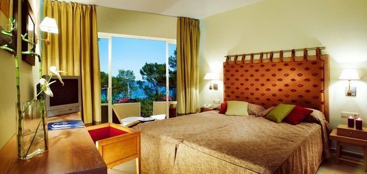 Blau PortoPetro Beach Resort & Spa